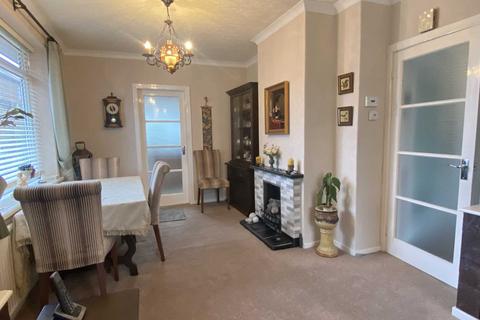 22 Edge Hill Road, Royton, Oldham, OL2 6BL