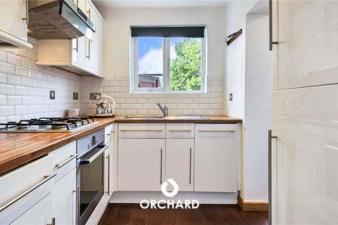 3 bedroom semi-detached house for sale, Burnham Avenue, Ickenham, Middlesex, UB10