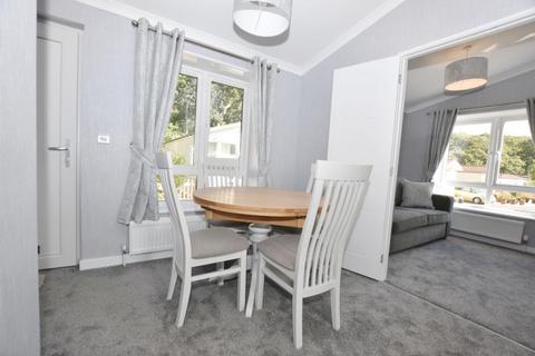 2 bedroom park home for sale, Hordle New Milton SO41 0JB