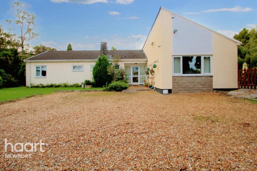 Leach Road, Newport 4 bed bungalow for sale £430,000