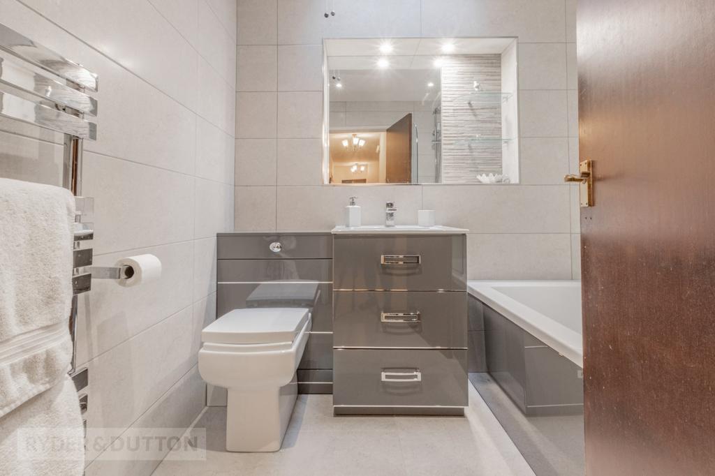Bathroom/Wc