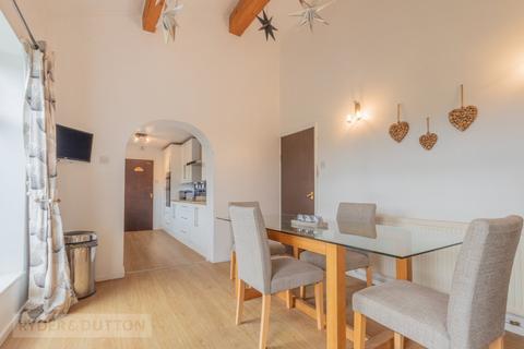 17 Devon Drive, Diggle, Oldham, OL3 5PP