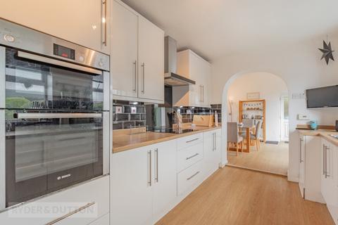 17 Devon Drive, Diggle, Oldham, OL3 5PP