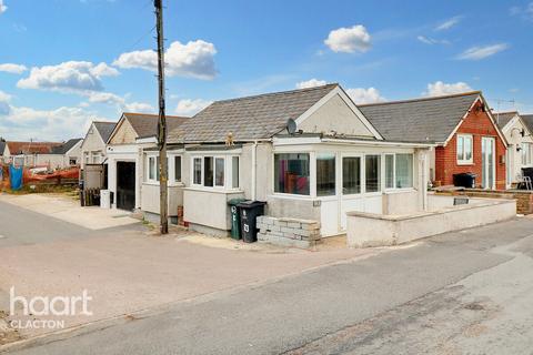 63 Brooklands, Jaywick, Clacton-on-sea, CO15 2JG