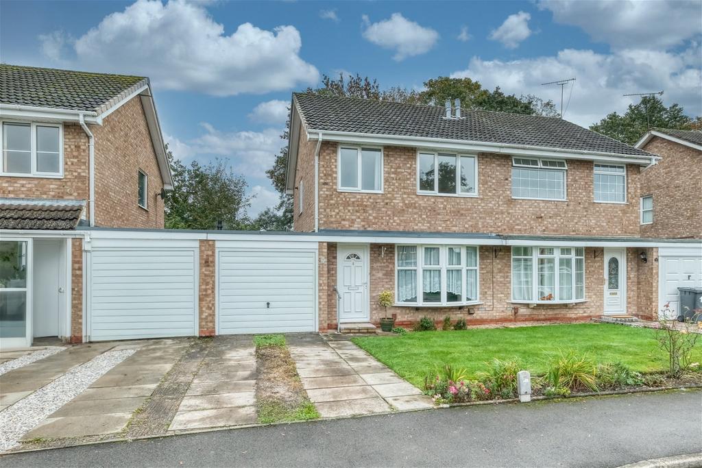Allensmore Close, Matchborough East, Redditch B98 0AS 3 bed semi