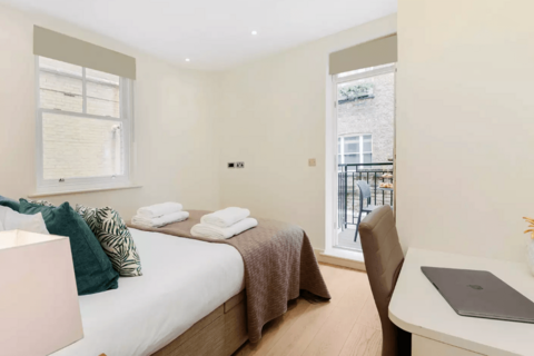 2 bedroom flat to rent - Great Titchfield Street (3), Fitzrovia, London, W1W