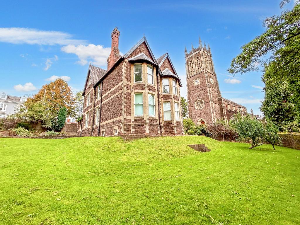Gold Tops, Newport, NP20 7 bed detached house for sale £800,000