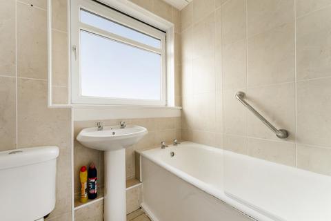 15 Caithness Place, Kirkcaldy, KY1 3ED