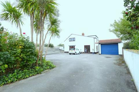 4 bedroom detached house for sale - Old Burnham Road, Burnham, Highbridge, TA9 3JG