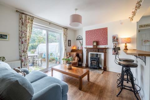 38 Bakers Lane, Lingfield, RH7 6HD