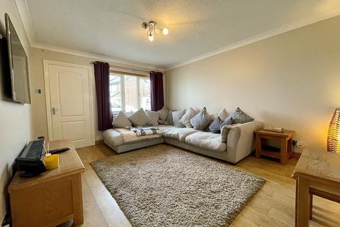 3 bedroom detached house for sale - Marcross Close, Walbottle, Newcastle upon Tyne, NE15