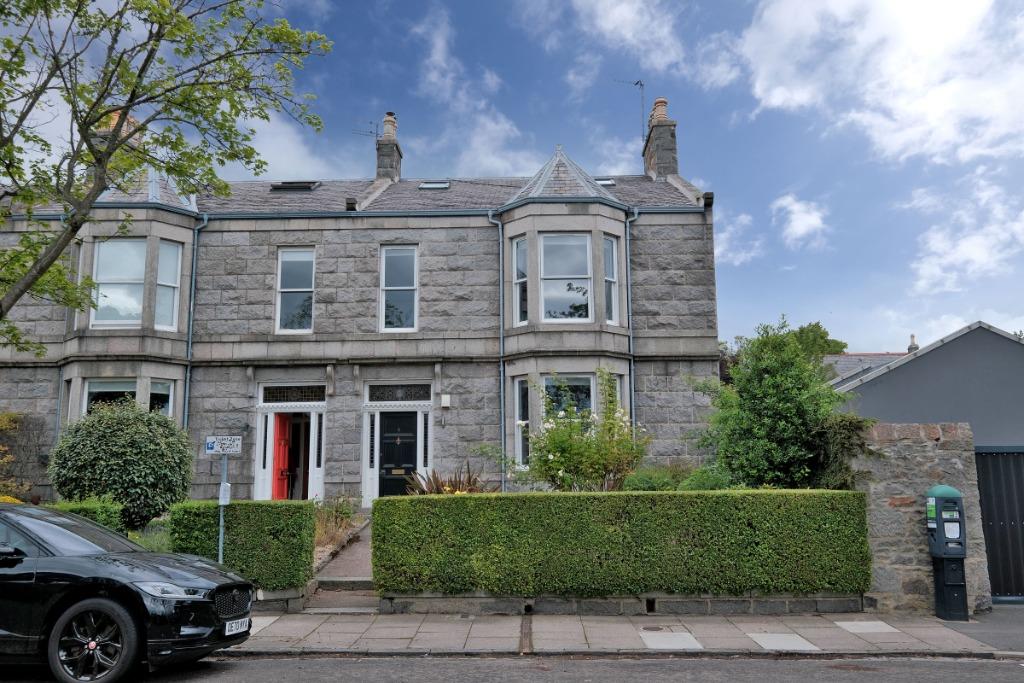 Gladstone Place, West End, Aberdeen... 4 bed semidetached house £