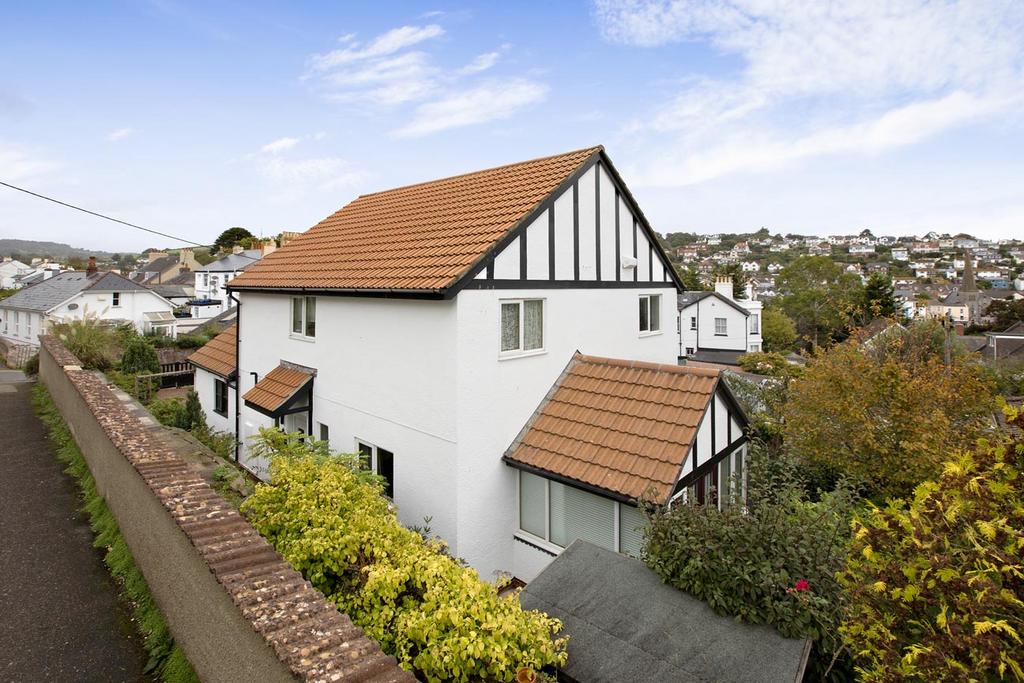 Barton Hill, Dawlish, EX7 4 bed detached house for sale £425,000