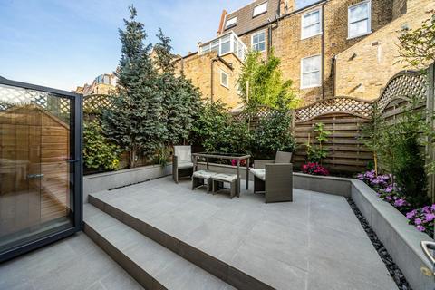 2 bedroom flat for sale, Fulham Palace Road, Fulham
