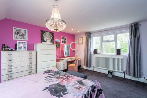 6 Someries Road, Hemel Hempstead, HP1 3PH