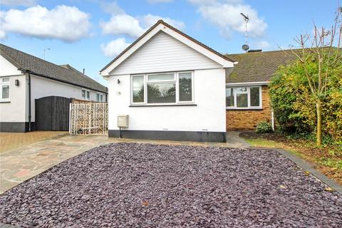 2 bedroom bungalow for sale - Southernhay, Eastwood, Leigh On Sea, Essex, SS9