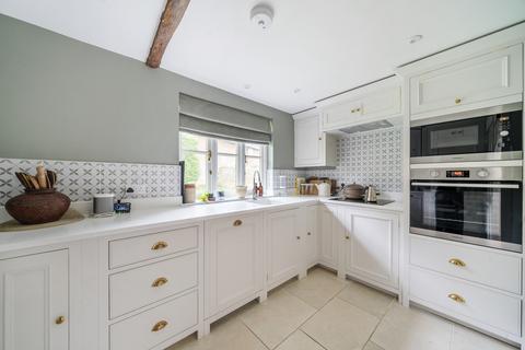 2 bedroom detached house to rent, Up Somborne, Stockbridge, Hampshire, SO20