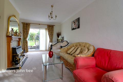 3 bedroom semi-detached house for sale, Wellfield Road, Bentillee, ST2 0DN