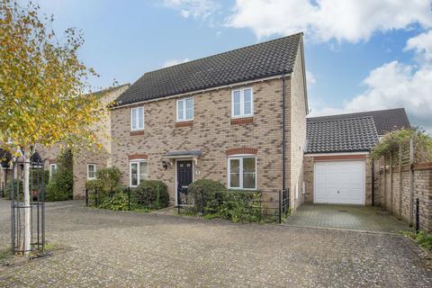 3 bedroom detached house to rent, Dunlin Drive, Cringleford