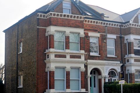 Studio to rent, Thurlow Park Road,  Tulse Hill, SE21