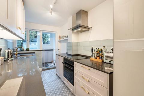 4 Palmerston Road, Carshalton, SM5 2JZ