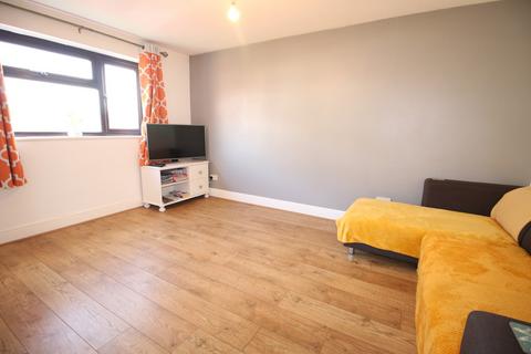 2 bedroom apartment for sale, Station Road, Westbury