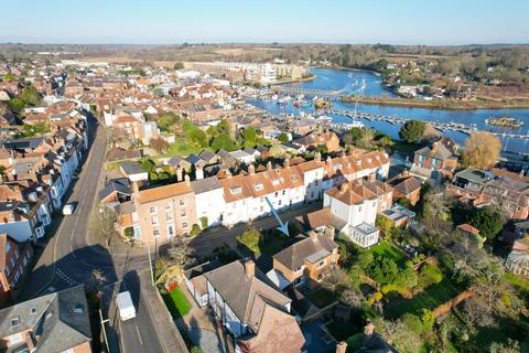 3 bedroom detached house for sale, Nelson Place, Lymington SO41