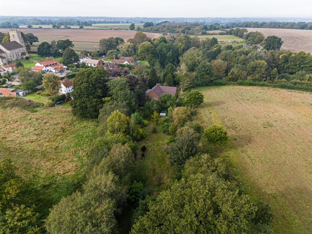 Elsing 3 bed detached bungalow for sale £600,000
