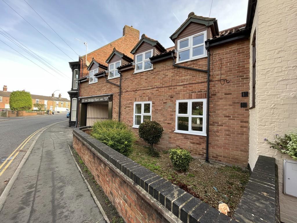 Ramsgate Louth LN11 0NE 2 bed semidetached house to rent £625 pcm (£