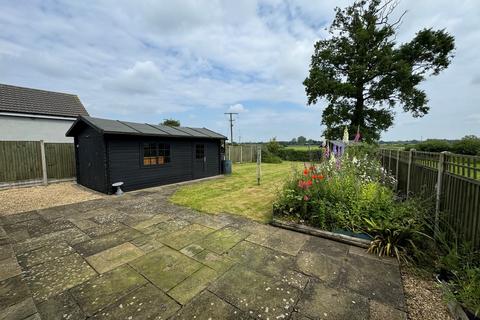 3 bedroom detached bungalow for sale, The Street, Dickleburgh