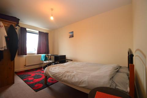 110 Tideslea Path, London, SE28 0NA