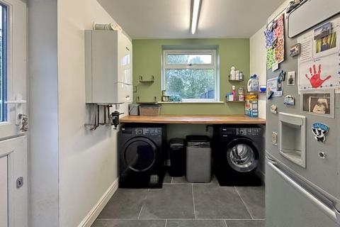 438 Walsall Road, Great Wyrley, Walsall, WS6 6HX