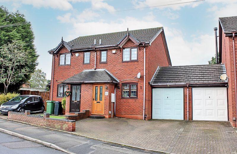 Bath Street, SEDGLEY, DY3 1LT 2 bed semidetached house £210,000
