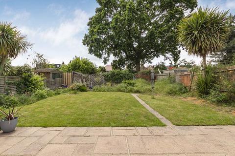 15 Little Birches, Sidcup, DA15 7LN