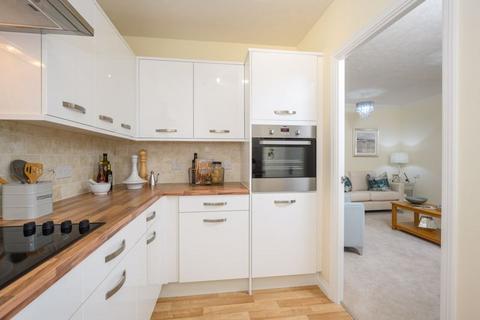 1 bedroom retirement property for sale - Churchfield Road, Walton on Thames