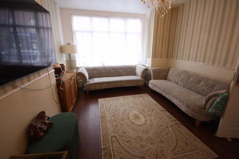 3 bedroom terraced house for sale, Greenhill Way, Harrow