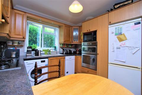 4 bedroom semi-detached house to rent, Byrefield Road, Guildford, Surrey, GU2