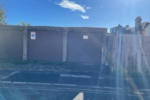 Garage for sale, New Cross Road, Guildford