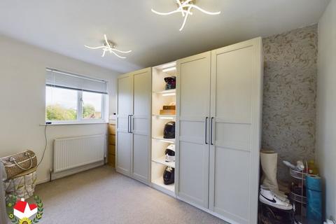 3 Brindle Close, Gloucester, GL4 4FS