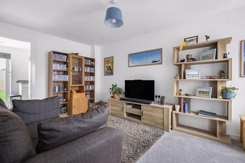 2 bedroom semi-detached house for sale - Allen Close, Grove