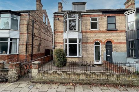 5 bedroom semi-detached house for sale - Morton Terrace, Gainsborough