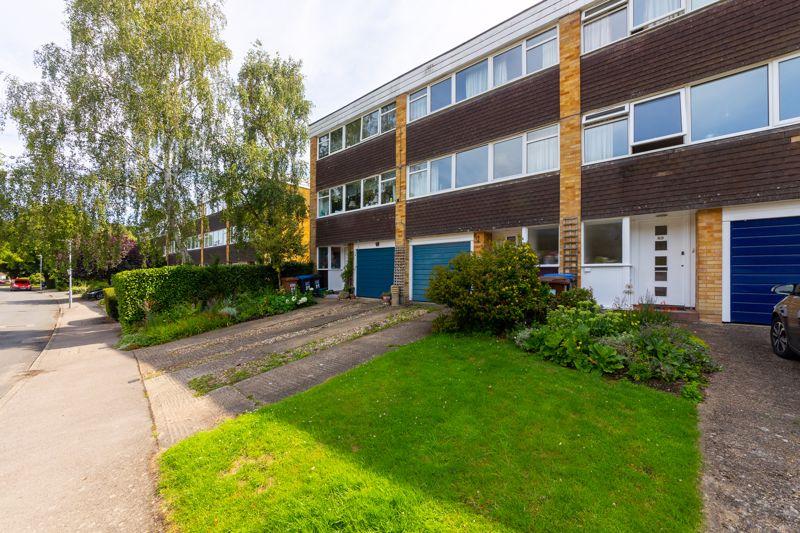 Park Meadow, Hatfield 3 bed townhouse £450,000