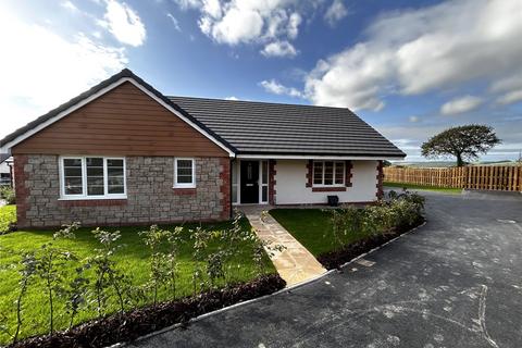 3 bedroom bungalow to rent, Antler Close, South Molton, EX36