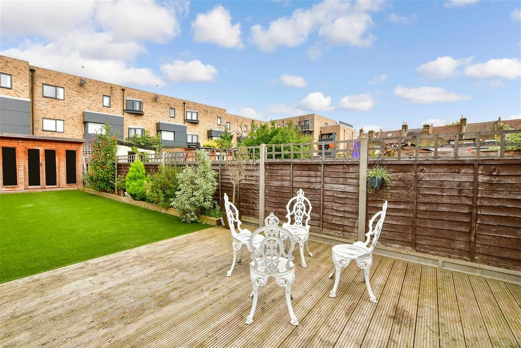 Patio / Decking