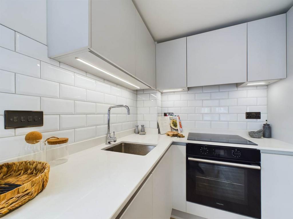 Kitchen (2)