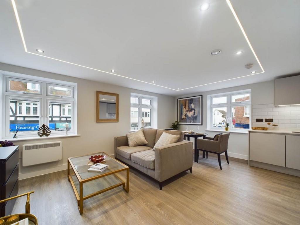 Living room (2)
