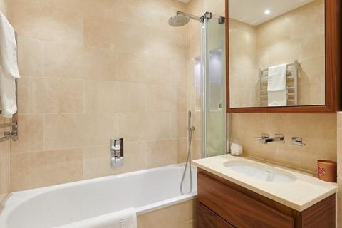 1 bedroom property to rent, Kensington Gardens Square, Kensington