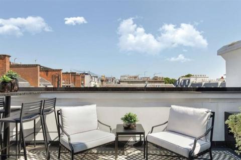 3 bedroom apartment to rent, Prince of Wales Terrace, Kensington