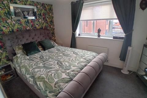 2 bedroom terraced house for sale, Parkland Avenue, Dawley, Telford, Shropshire, TF4