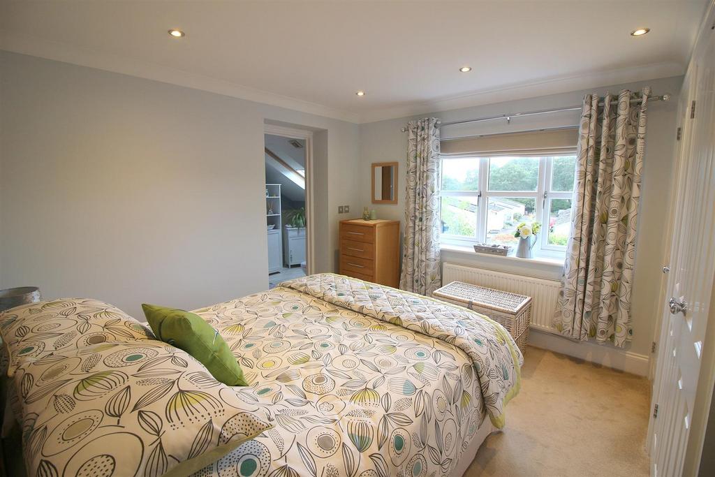 Trematon Farm Mews, Trematon, Saltash 4 bed detached house for sale £